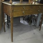 603 5845 WRITING DESK